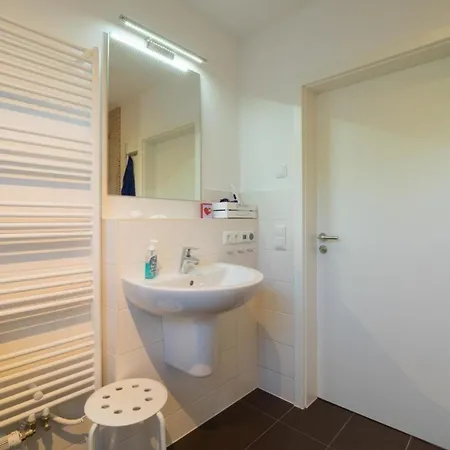 アパート Moewennest 02 ツィングシュト